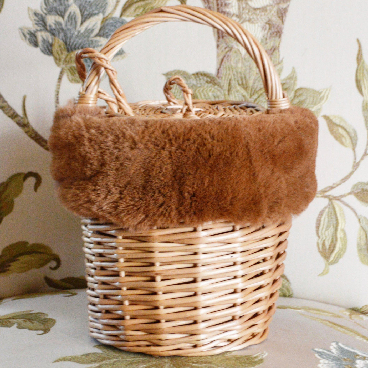 Mini Basket with Sustainable Camel Shearling Chefanie 