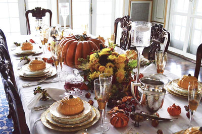 Thanksgiving Tips & Traditions