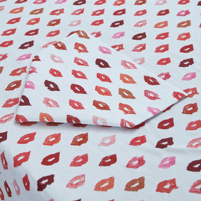 Lipstick Stain Tablecloth lip themed table linens Chefanie 